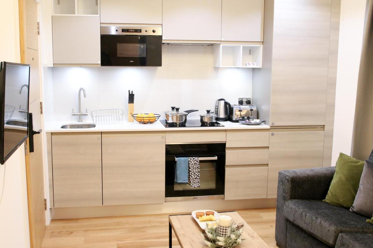 Lovely Studio Apartment With Access For Wheel-Chairs In Sydenham London Exterior foto