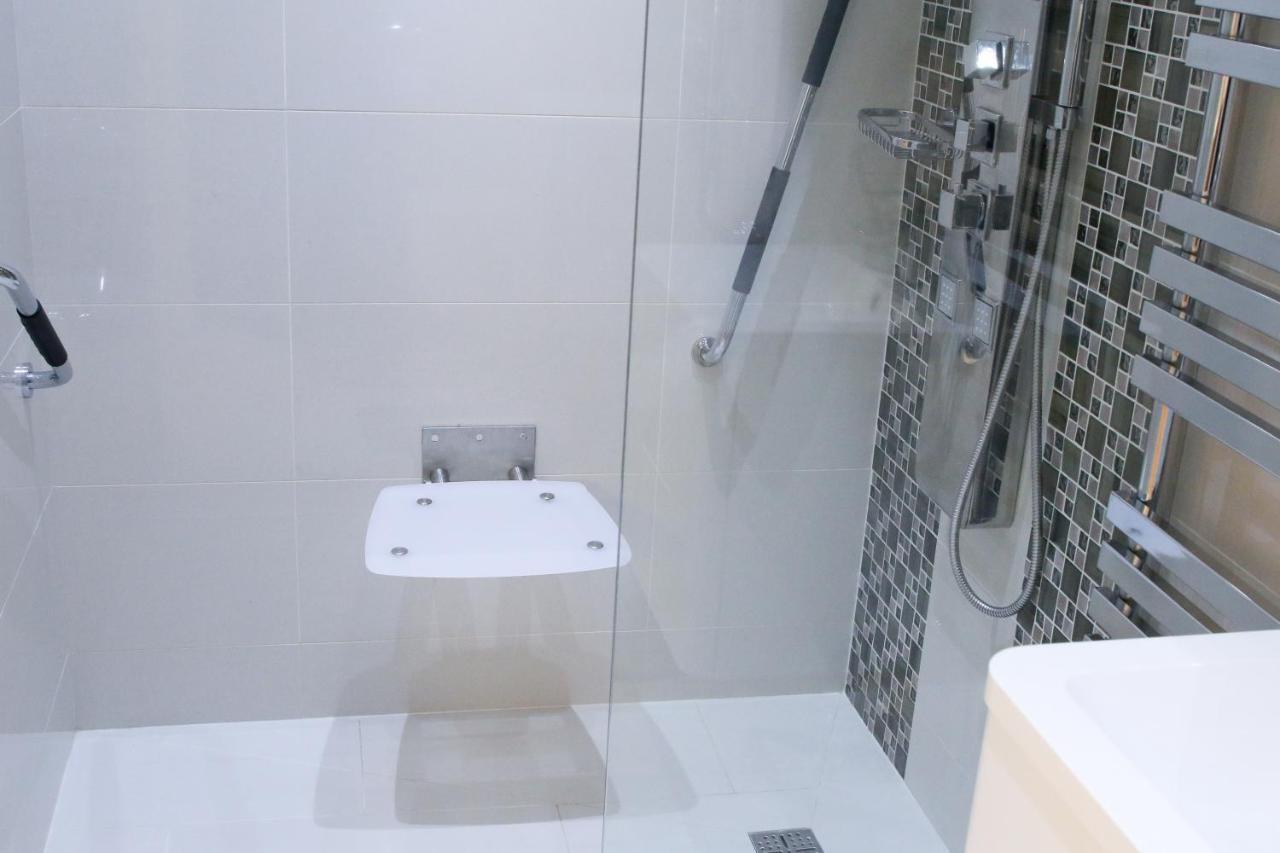 Lovely Studio Apartment With Access For Wheel-Chairs In Sydenham London Exterior foto