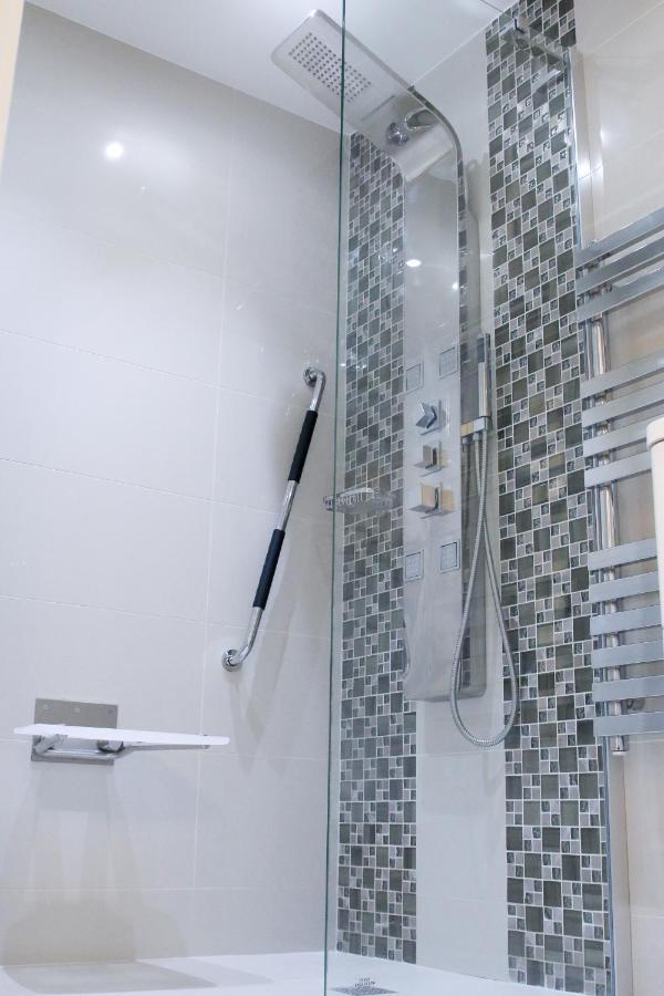 Lovely Studio Apartment With Access For Wheel-Chairs In Sydenham London Exterior foto