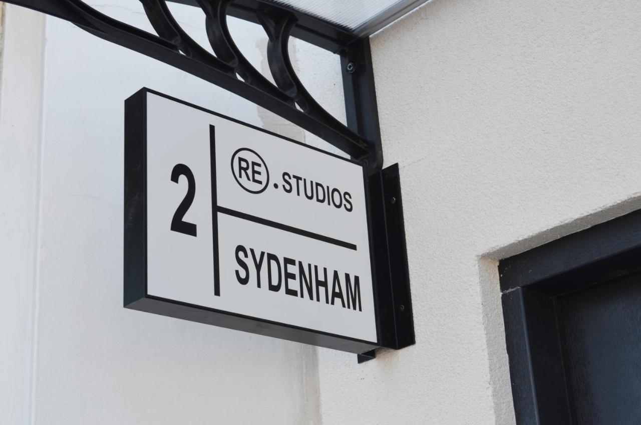 Lovely Studio Apartment With Access For Wheel-Chairs In Sydenham London Exterior foto